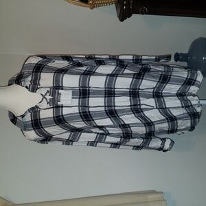 Lane Bryant shirt size 18/20